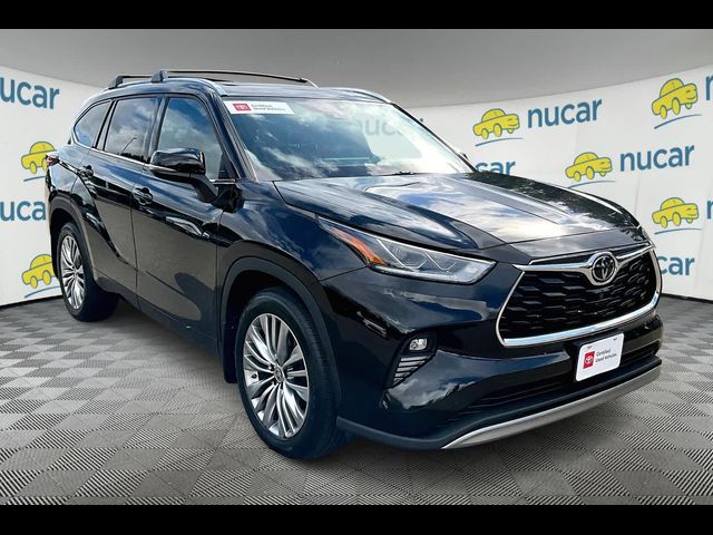 2022 Toyota Highlander Platinum