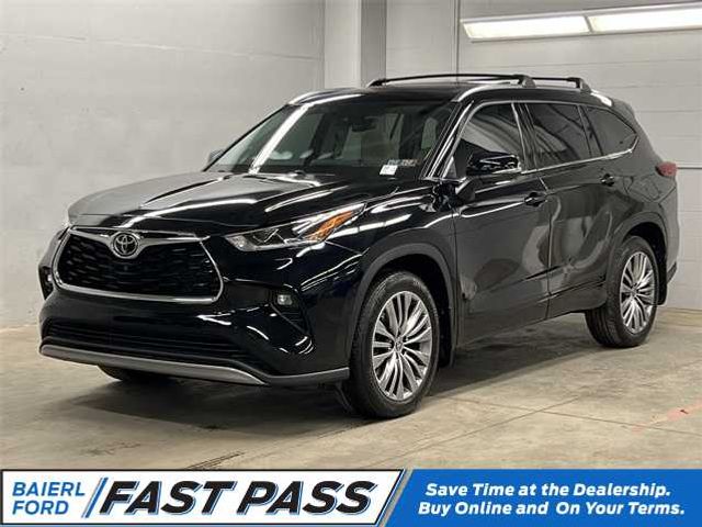 2022 Toyota Highlander Platinum