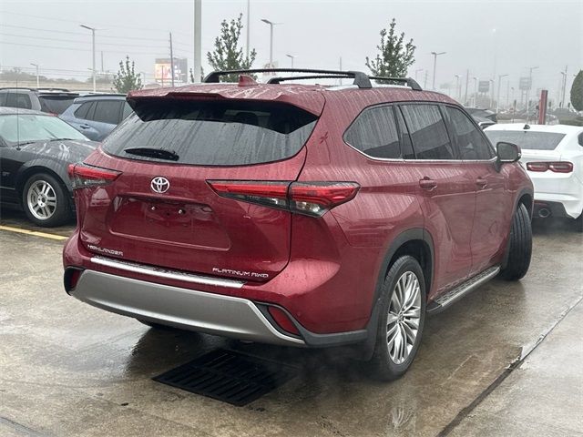 2022 Toyota Highlander Platinum