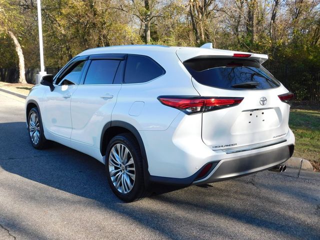 2022 Toyota Highlander Platinum