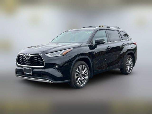 2022 Toyota Highlander Platinum