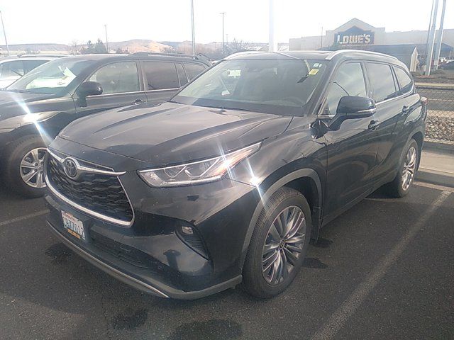 2022 Toyota Highlander Platinum