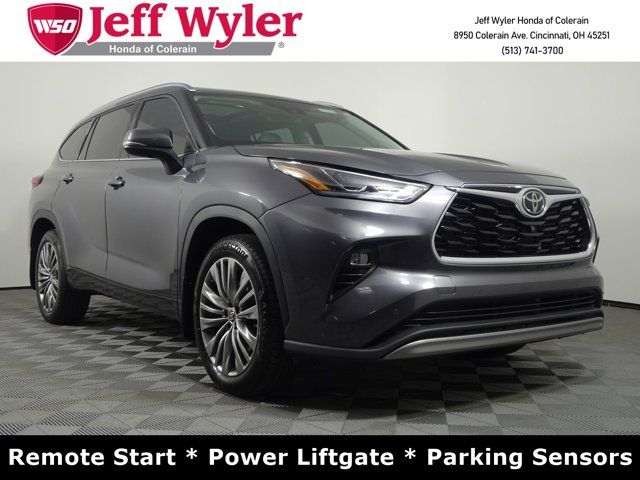 2022 Toyota Highlander Platinum