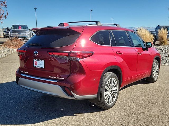 2022 Toyota Highlander Platinum