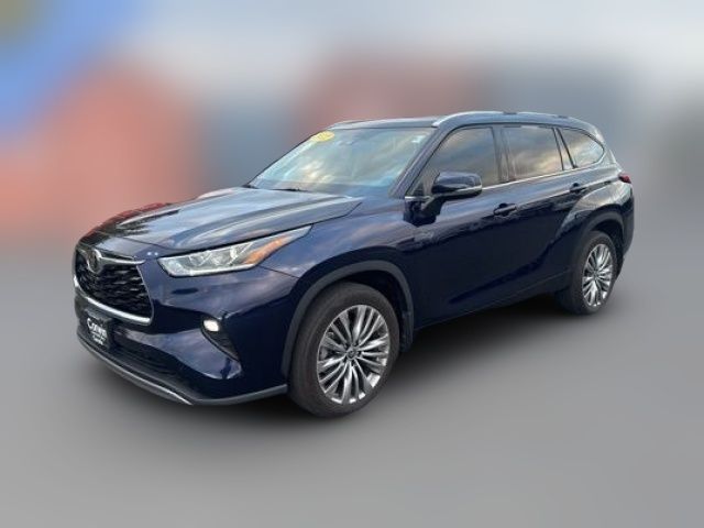 2022 Toyota Highlander Platinum