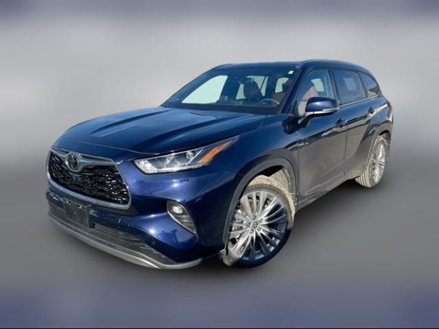 2022 Toyota Highlander Platinum