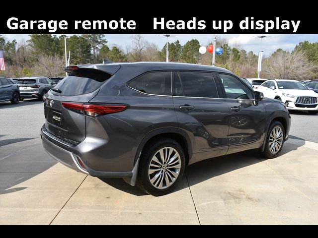 2022 Toyota Highlander Platinum