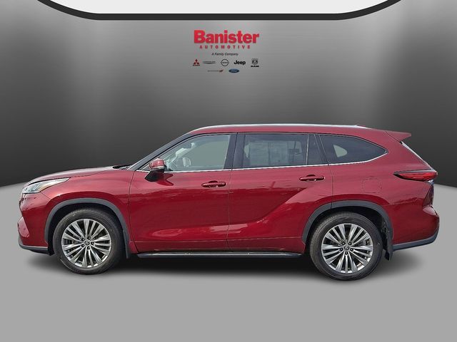 2022 Toyota Highlander Platinum