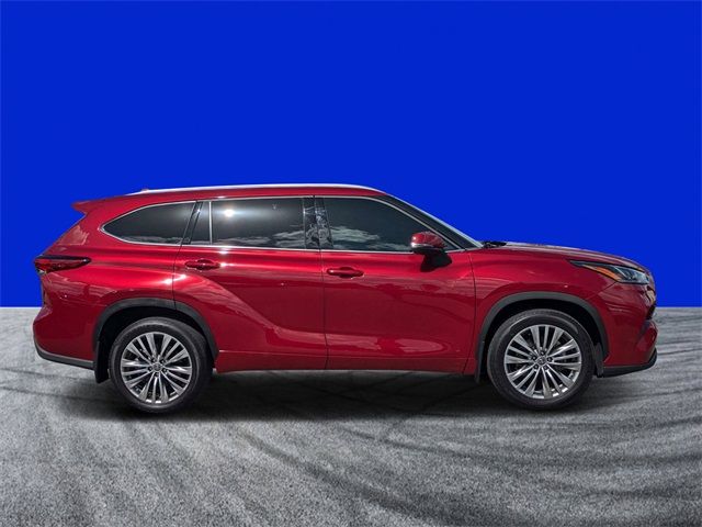 2022 Toyota Highlander Platinum