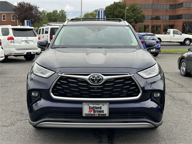 2022 Toyota Highlander Platinum