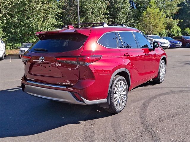 2022 Toyota Highlander Platinum