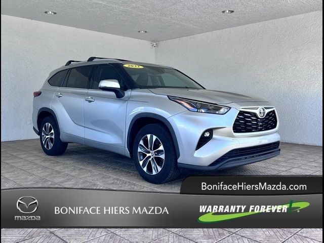 2022 Toyota Highlander XLE