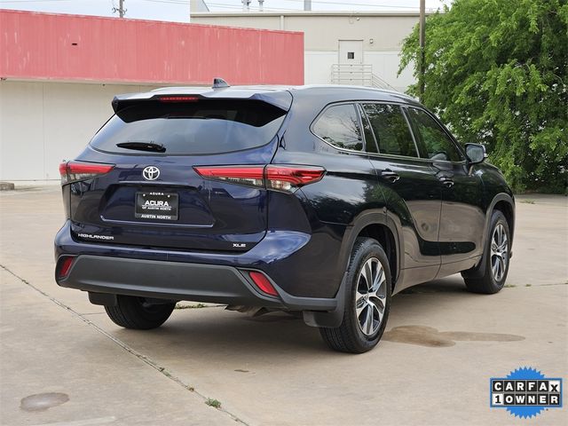 2022 Toyota Highlander XLE