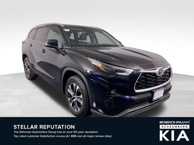 2022 Toyota Highlander XLE