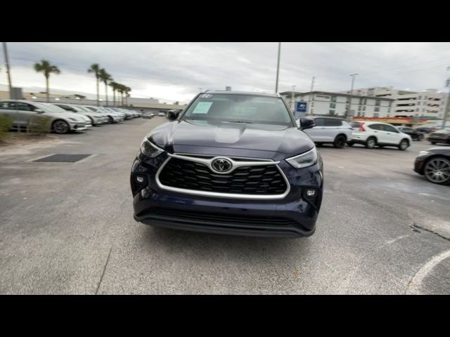 2022 Toyota Highlander XLE