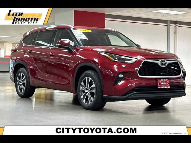 2022 Toyota Highlander XLE