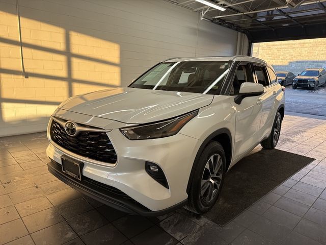 2022 Toyota Highlander XLE