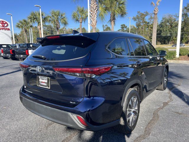 2022 Toyota Highlander XLE