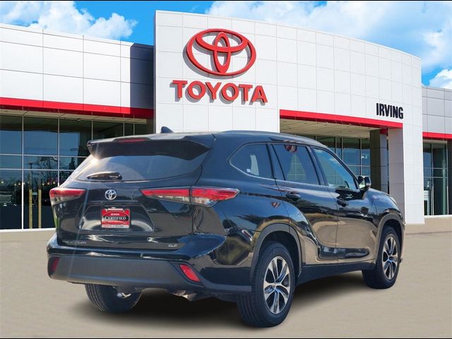 2022 Toyota Highlander XLE