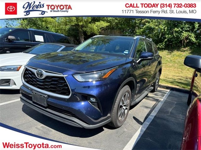 2022 Toyota Highlander XLE