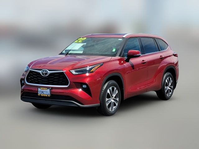 2022 Toyota Highlander XLE