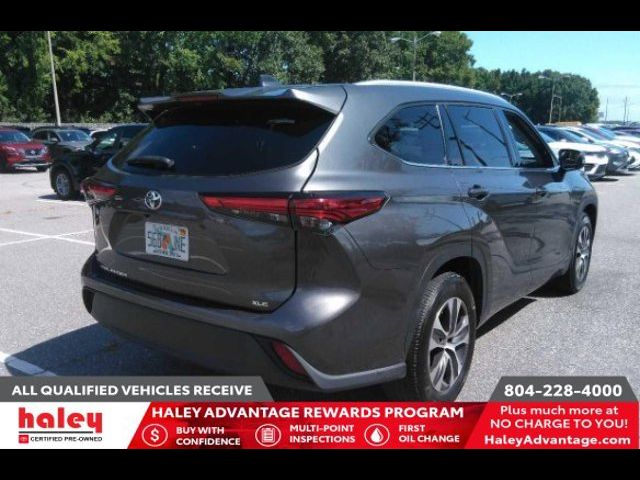 2022 Toyota Highlander XLE