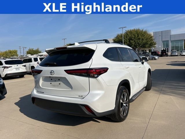 2022 Toyota Highlander XLE