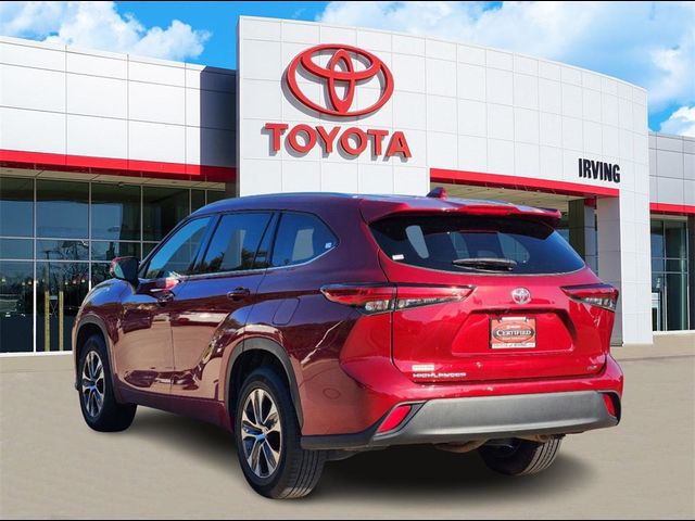 2022 Toyota Highlander XLE