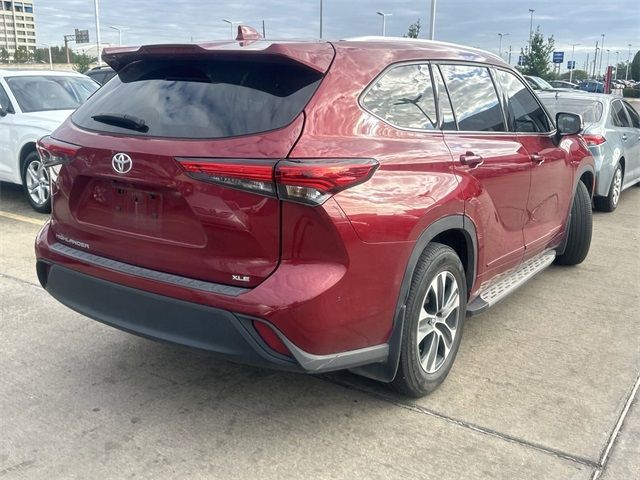 2022 Toyota Highlander XLE