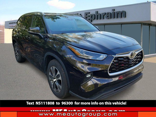 2022 Toyota Highlander XLE