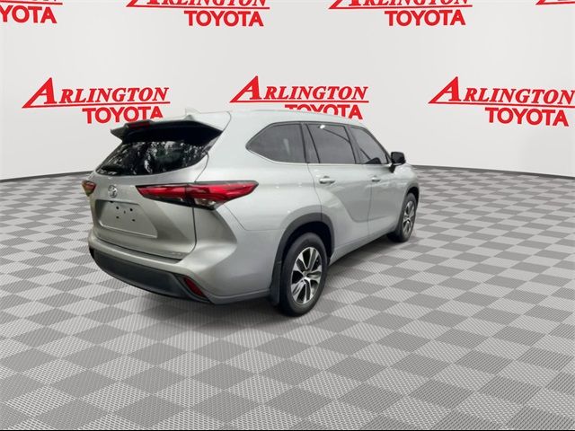 2022 Toyota Highlander XLE