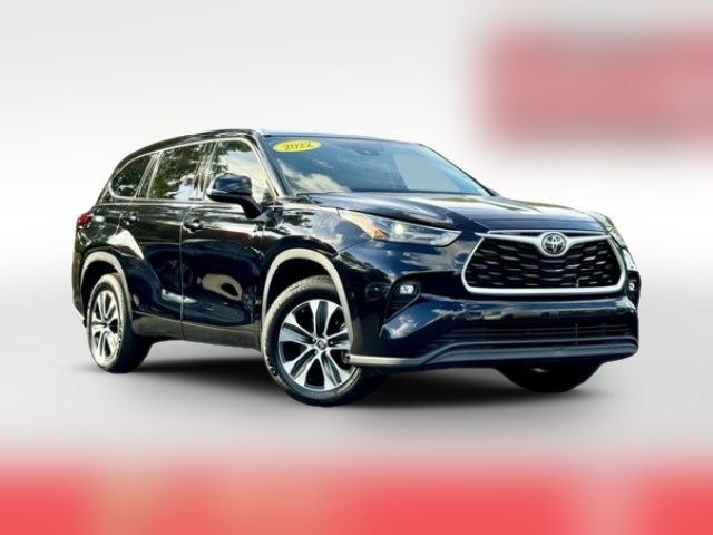 2022 Toyota Highlander XLE