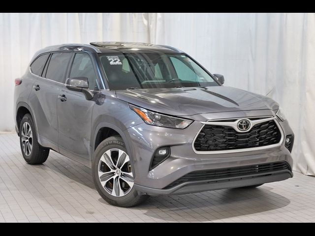 2022 Toyota Highlander XLE