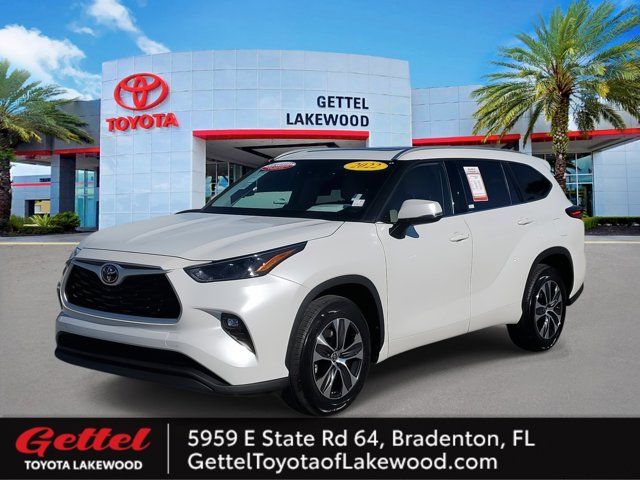 2022 Toyota Highlander XLE