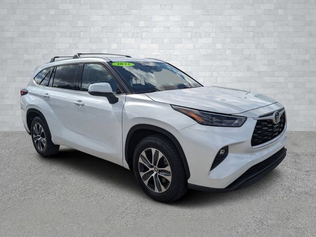 2022 Toyota Highlander XLE