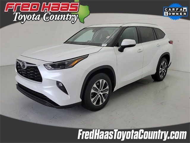 2022 Toyota Highlander XLE