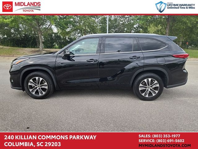 2022 Toyota Highlander XLE