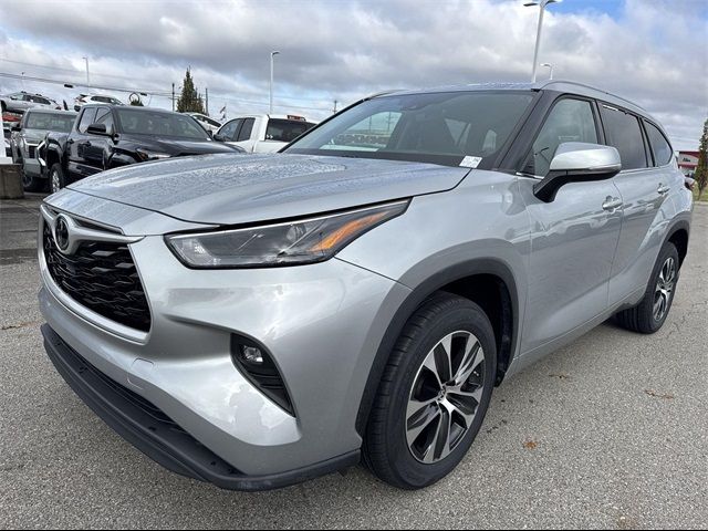 2022 Toyota Highlander XLE