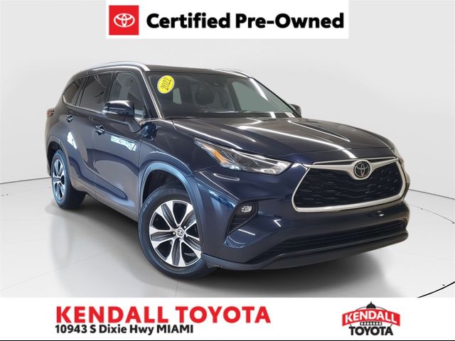 2022 Toyota Highlander XLE