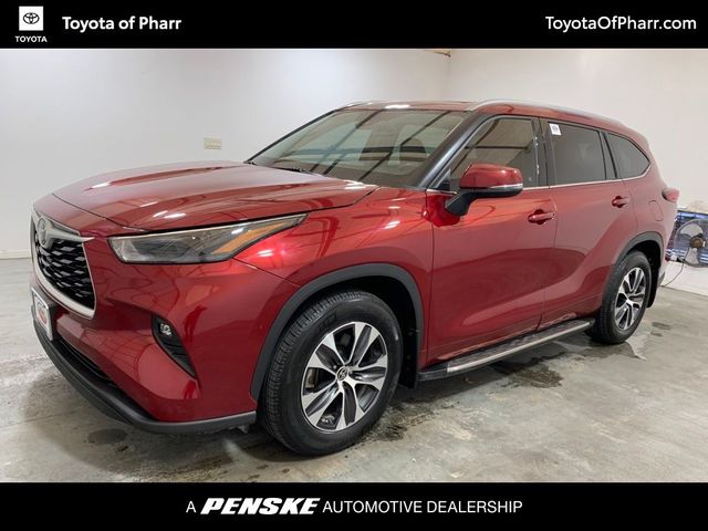 2022 Toyota Highlander XLE