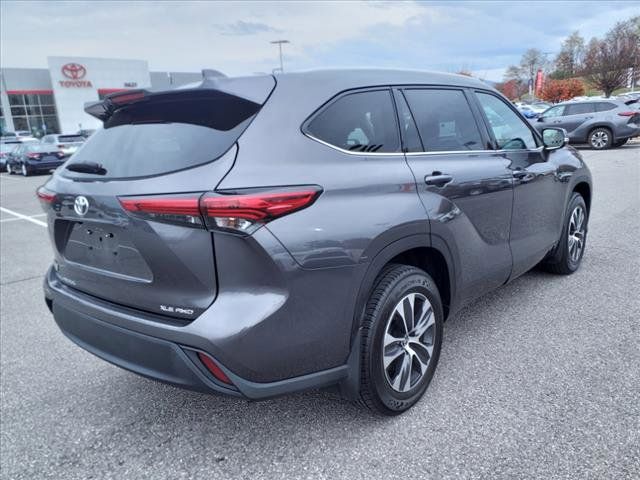 2022 Toyota Highlander XLE