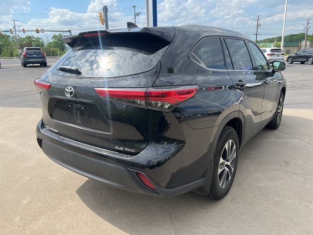 2022 Toyota Highlander XLE
