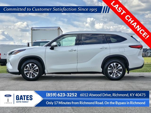 2022 Toyota Highlander XLE