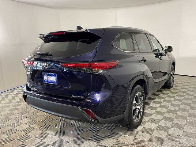 2022 Toyota Highlander XLE