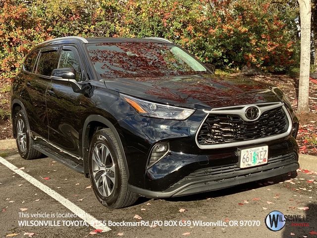 2022 Toyota Highlander XLE