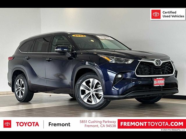 2022 Toyota Highlander XLE