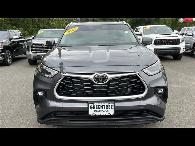 2022 Toyota Highlander XLE