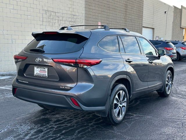 2022 Toyota Highlander XLE