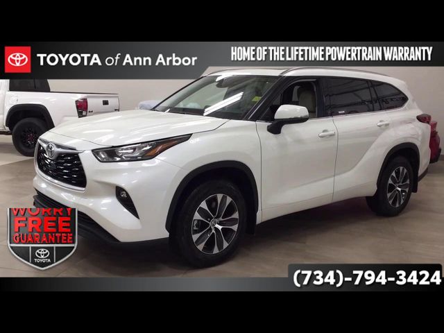 2022 Toyota Highlander XLE