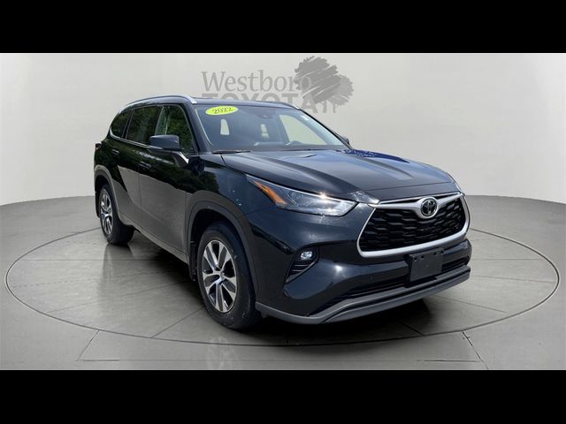 2022 Toyota Highlander XLE